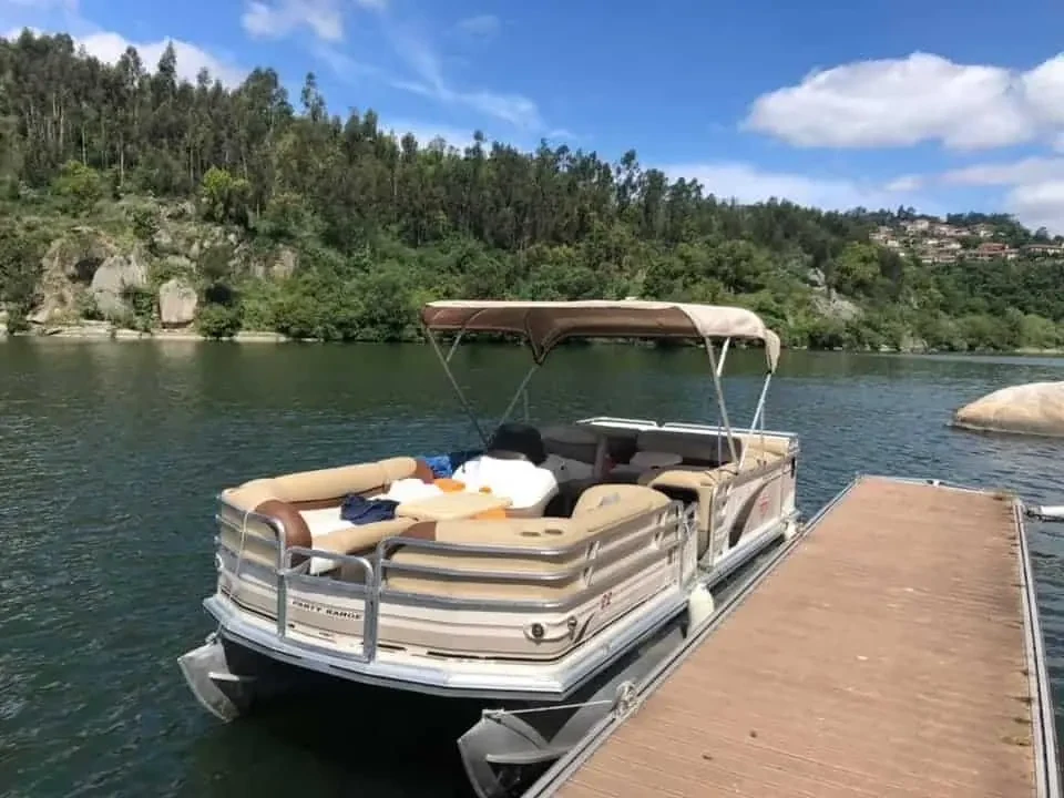 Pontoon Boat "AquaDouro"